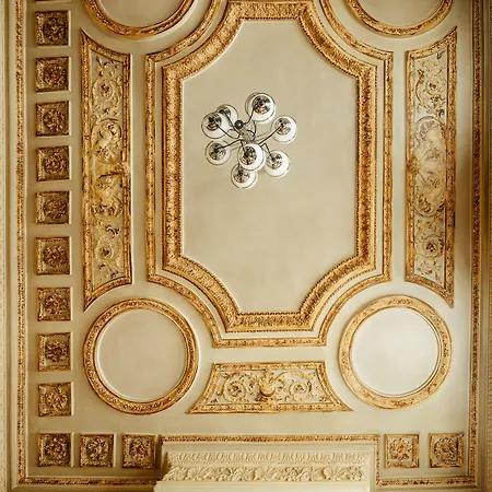 Edgar Louvre - Jour Aparthotel Parigi